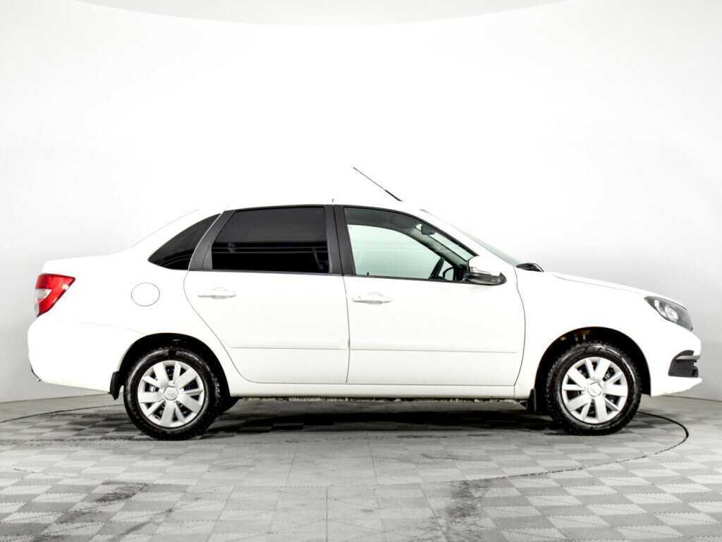 Б/У Лада (ВАЗ) Гранта 2020 года. Фото: #3