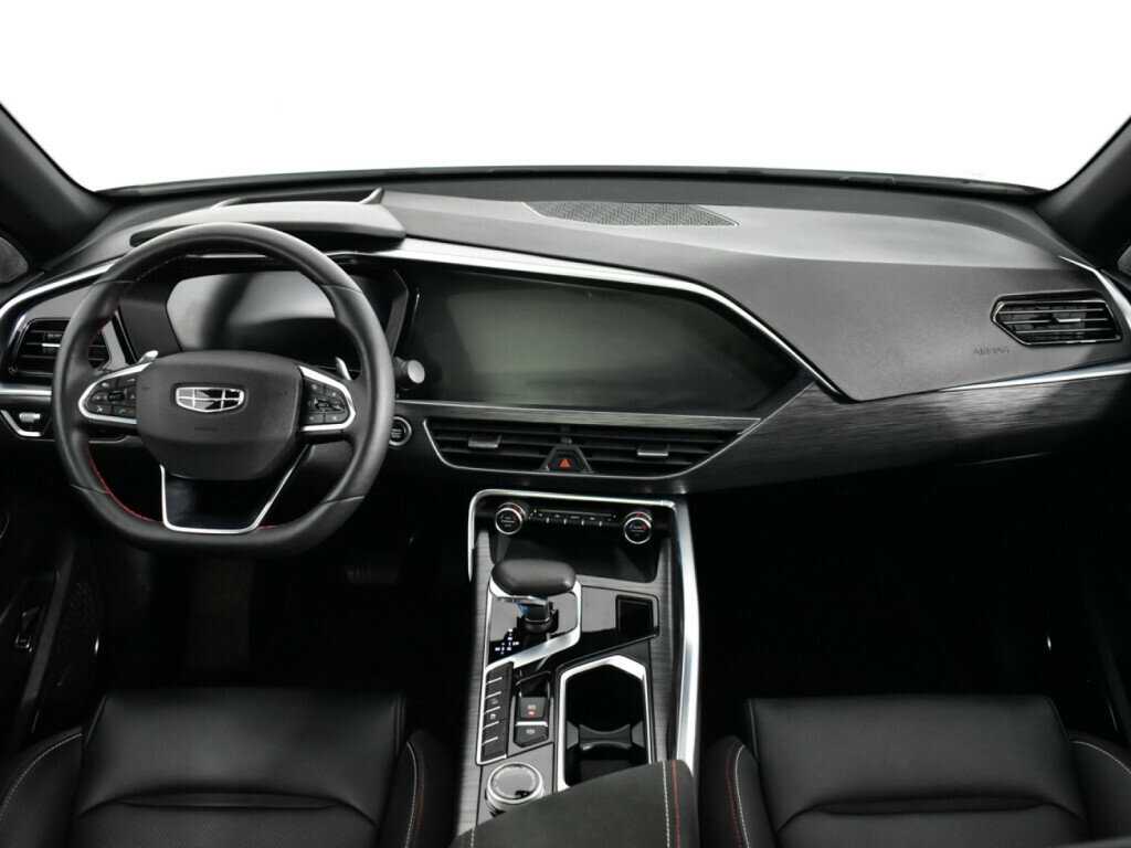 Geely Tugella 2023 года с пробегом. Фото: #11