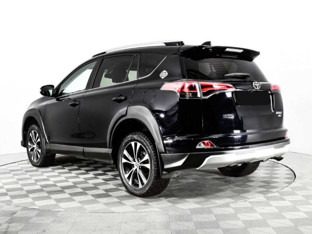 Toyota RAV4 2018 года с пробегом. Фото: #6