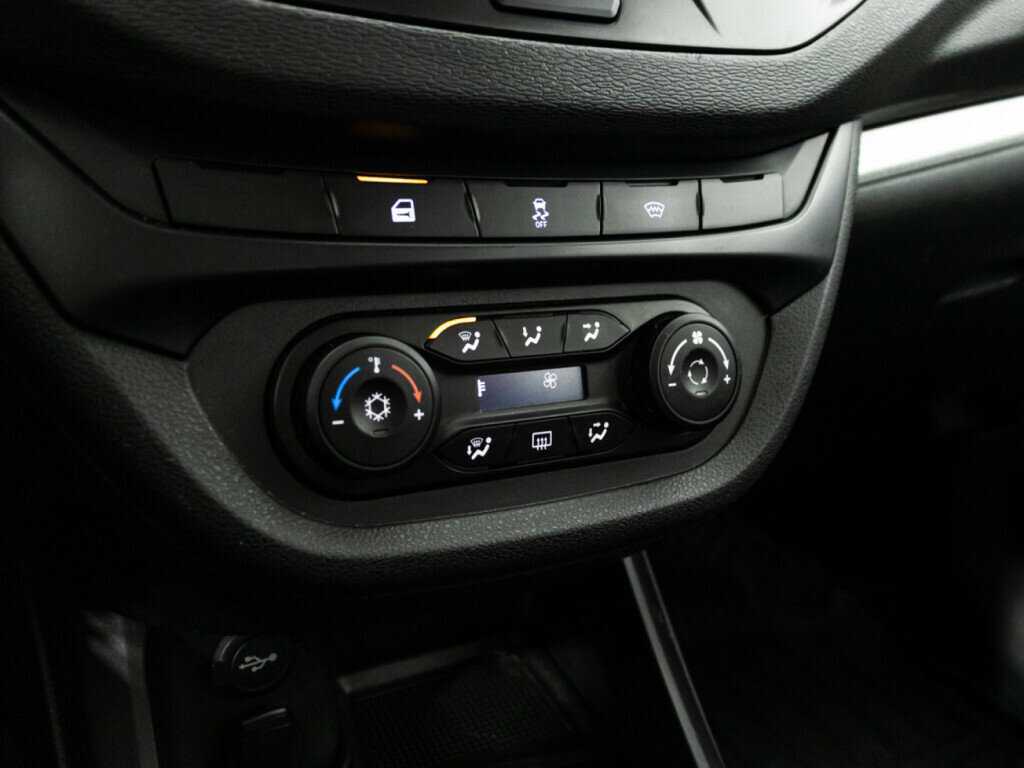 Б/У Лада (ВАЗ) Веста 2021 года. Фото: #14