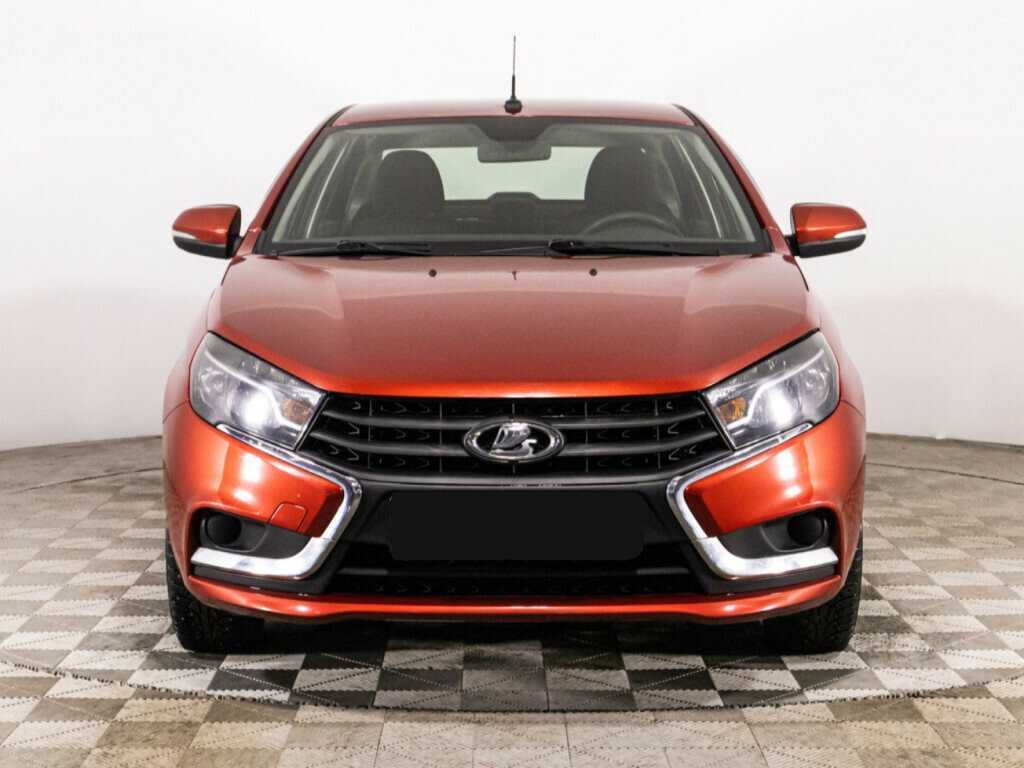 Б/У Лада (ВАЗ) Веста 2017 года. Фото: #1