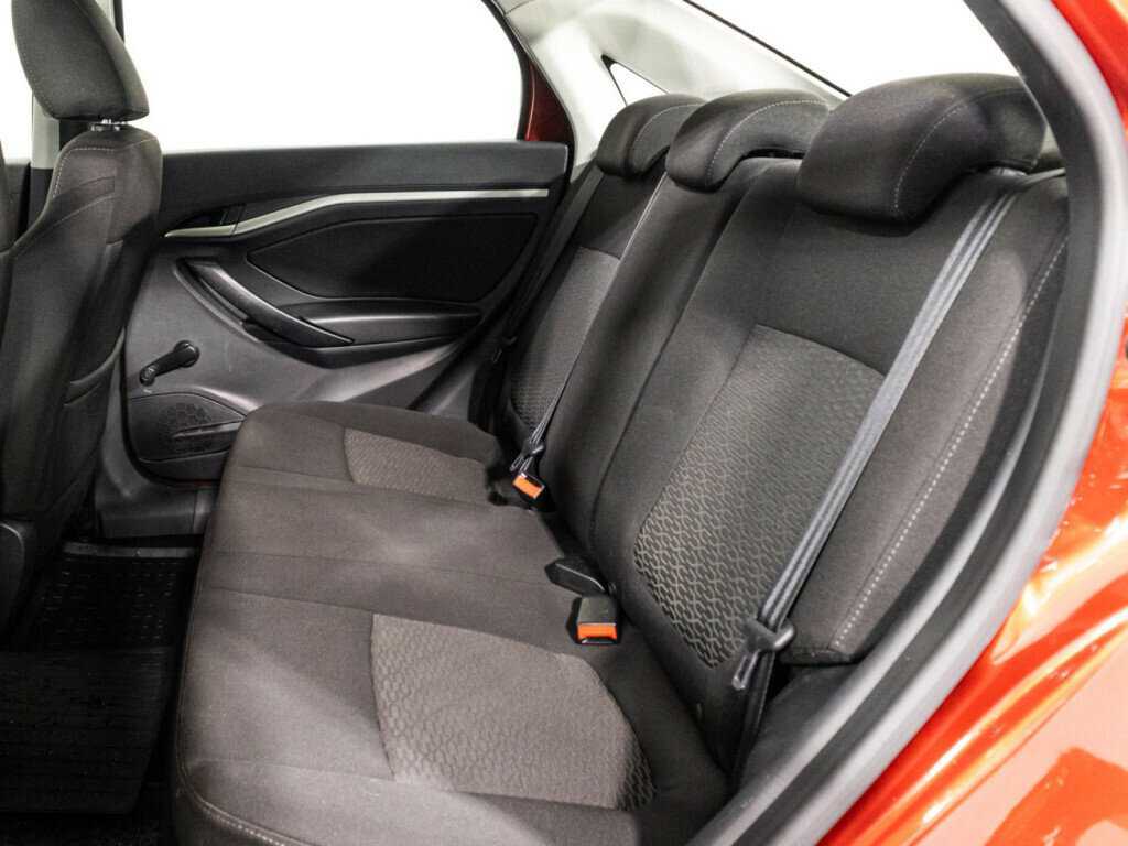 Б/У Лада (ВАЗ) Веста 2017 года. Фото: #9