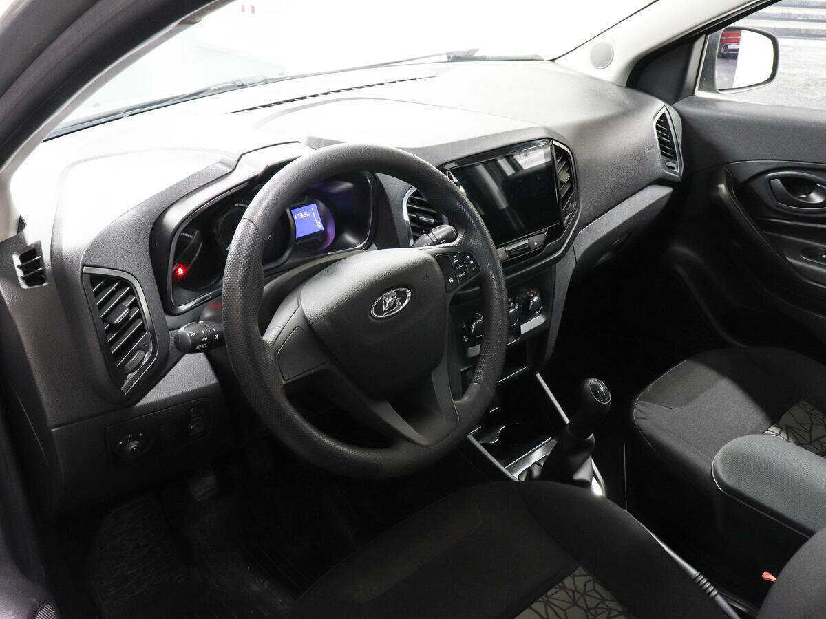 Б/У Лада (ВАЗ) ИКСРЭЙ 2017 года. Фото: #6