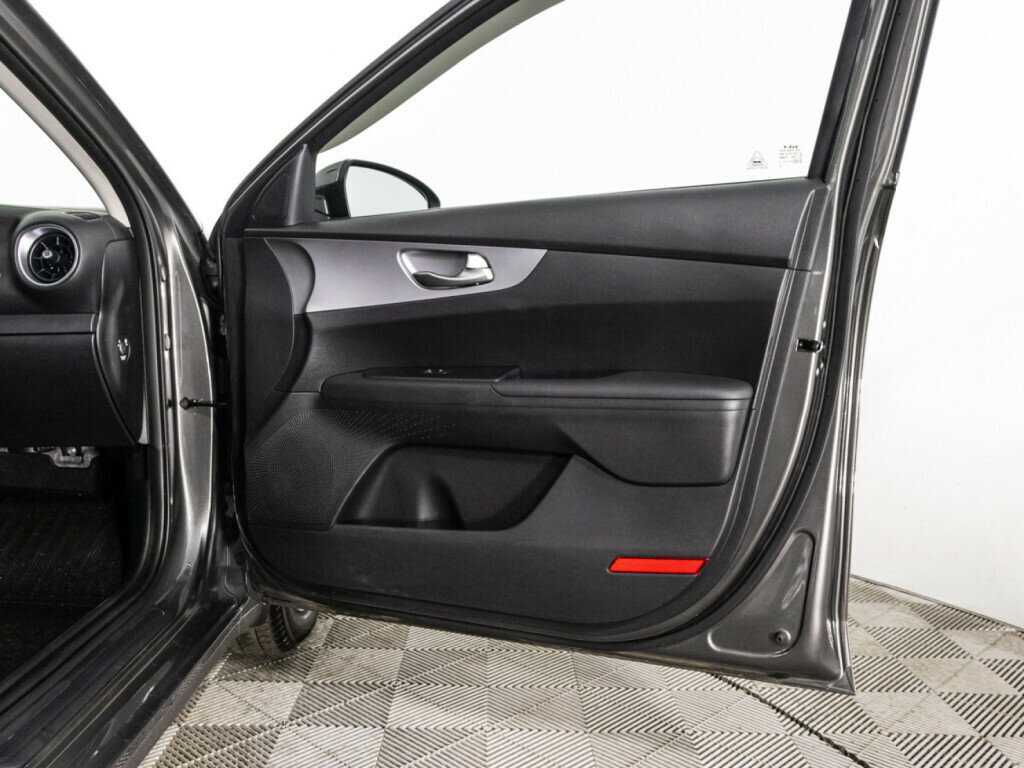 Kia Cerato 2022 года с пробегом. Фото: #25