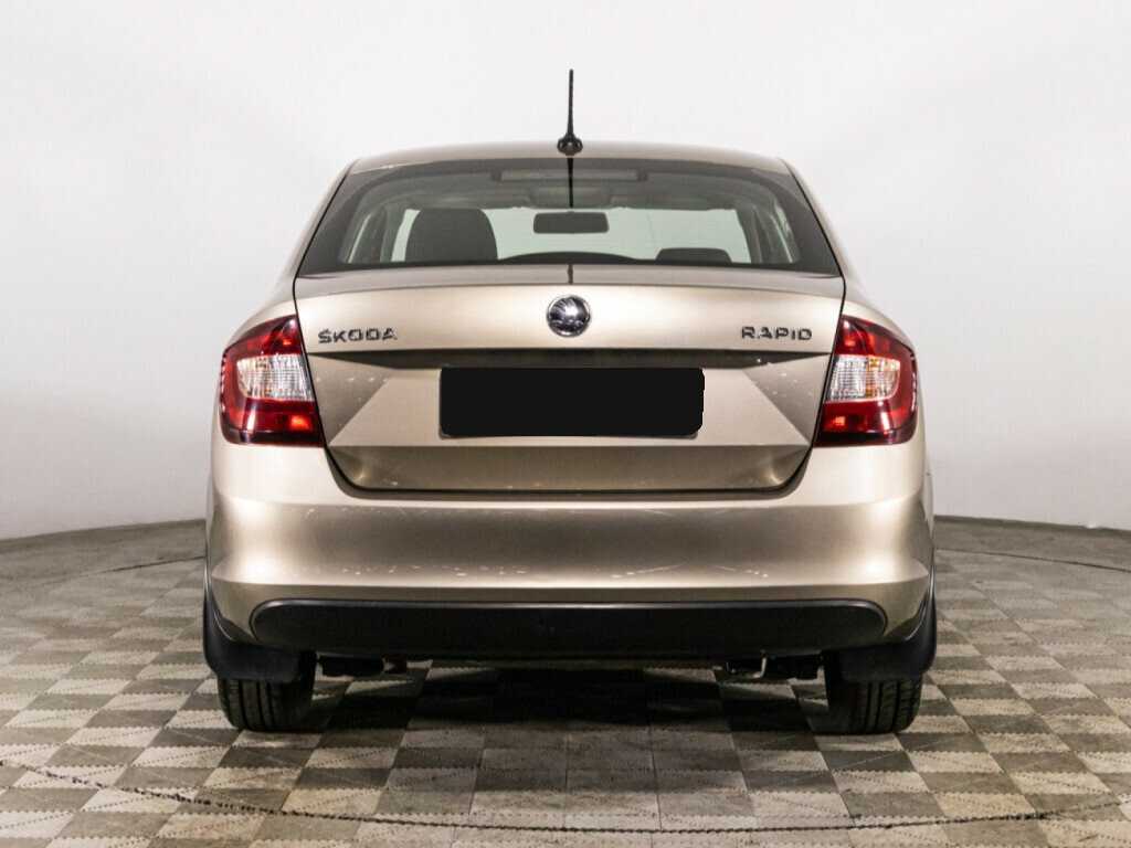 Б/У Шкода Рапид 2019 года. Фото: #5