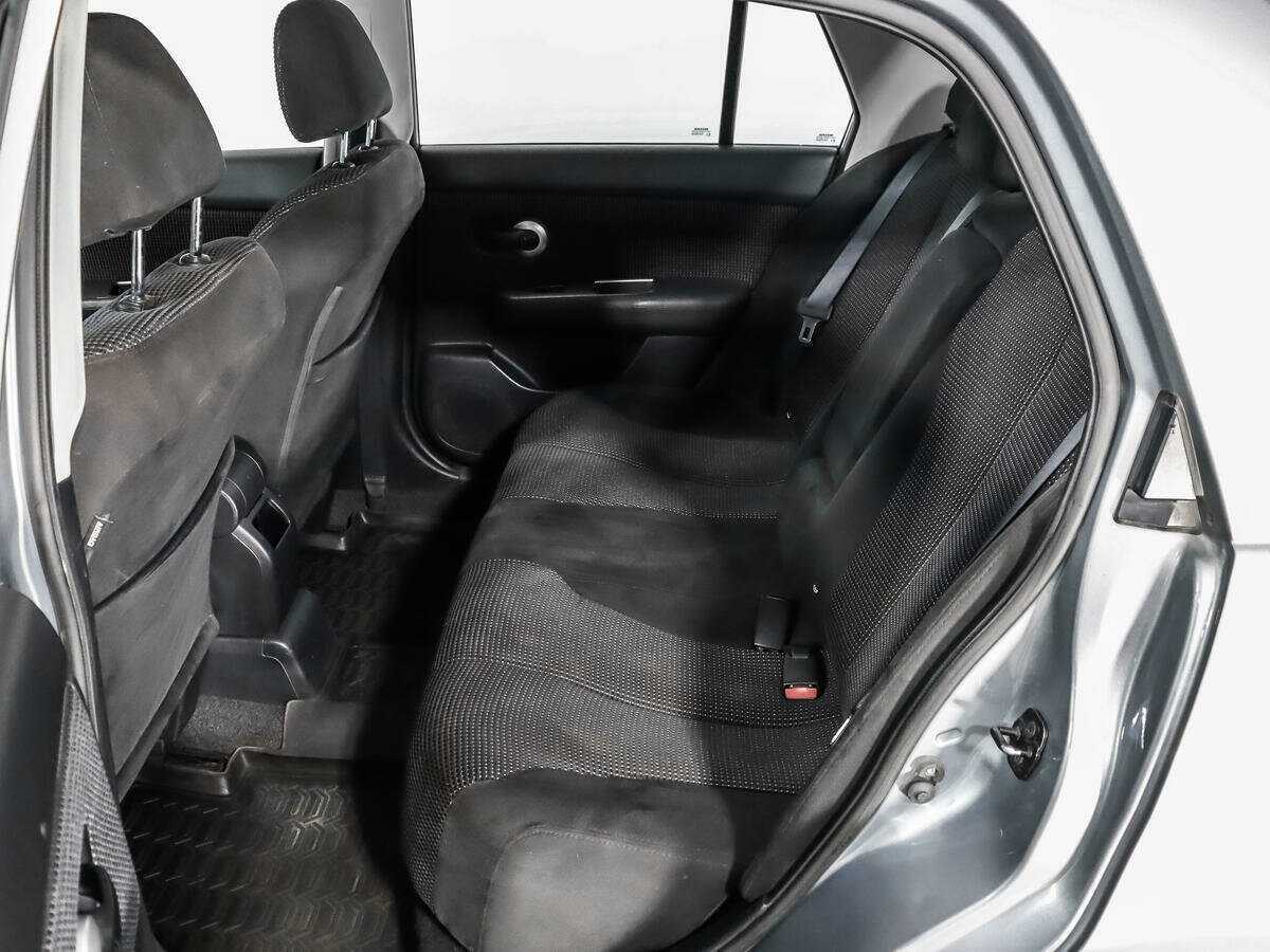 Б/У Ниссан Тиида 2012 года. Фото: #9