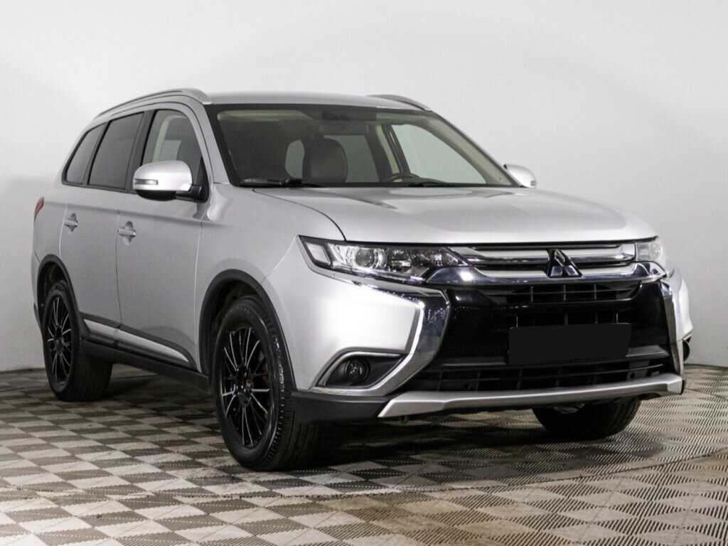 Mitsubishi Outlander 2016 года с пробегом. Фото: #2