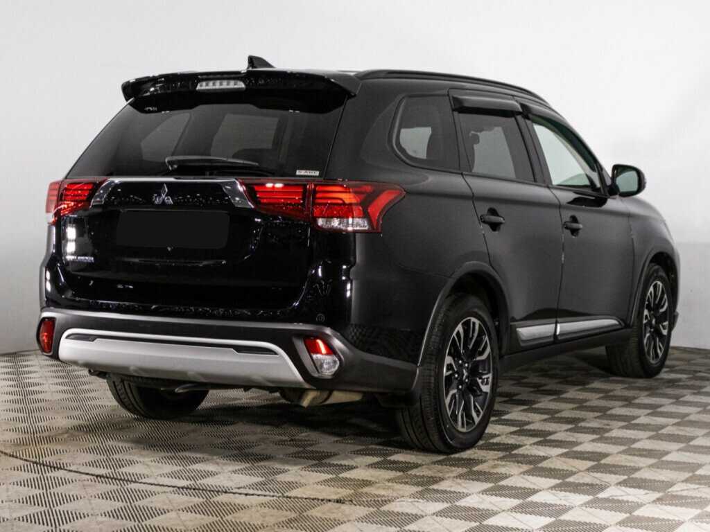 Mitsubishi Outlander 2021 года с пробегом. Фото: #4