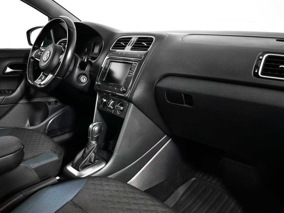 Б/У Фольксваген Поло 2019 года. Фото: #8