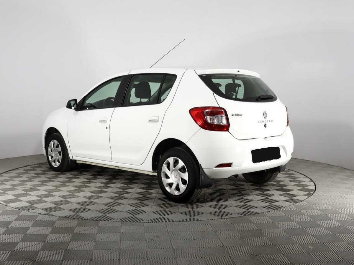 Б/У Рено Сандеро 2017 года. Фото: #5