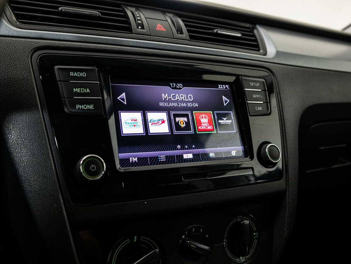 Б/У Шкода Рапид 2018 года. Фото: #13