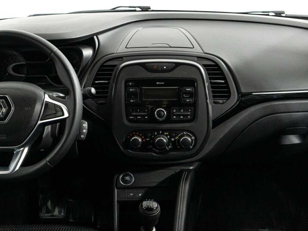 Б/У Рено Каптюр 2022 года. Фото: #13