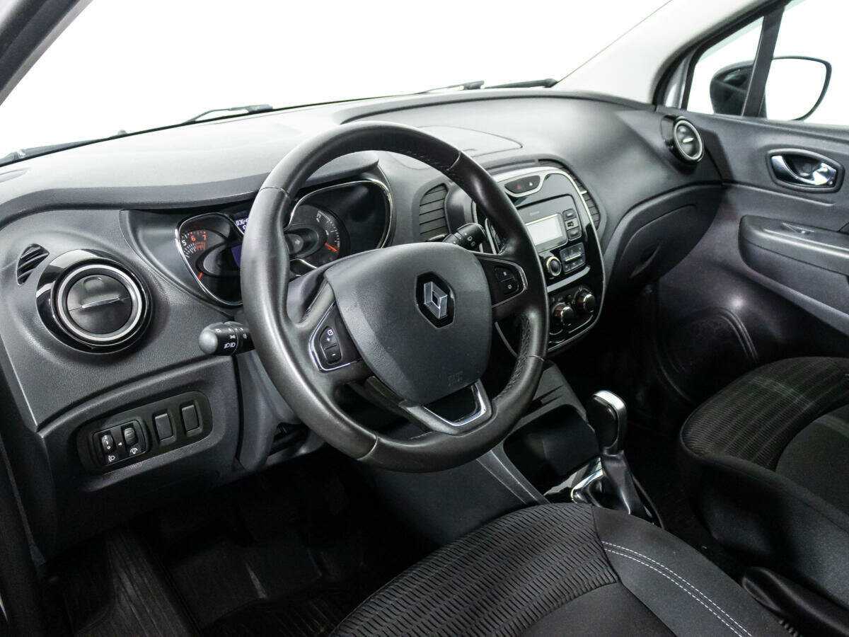 Б/У Рено Каптюр 2017 года. Фото: #10