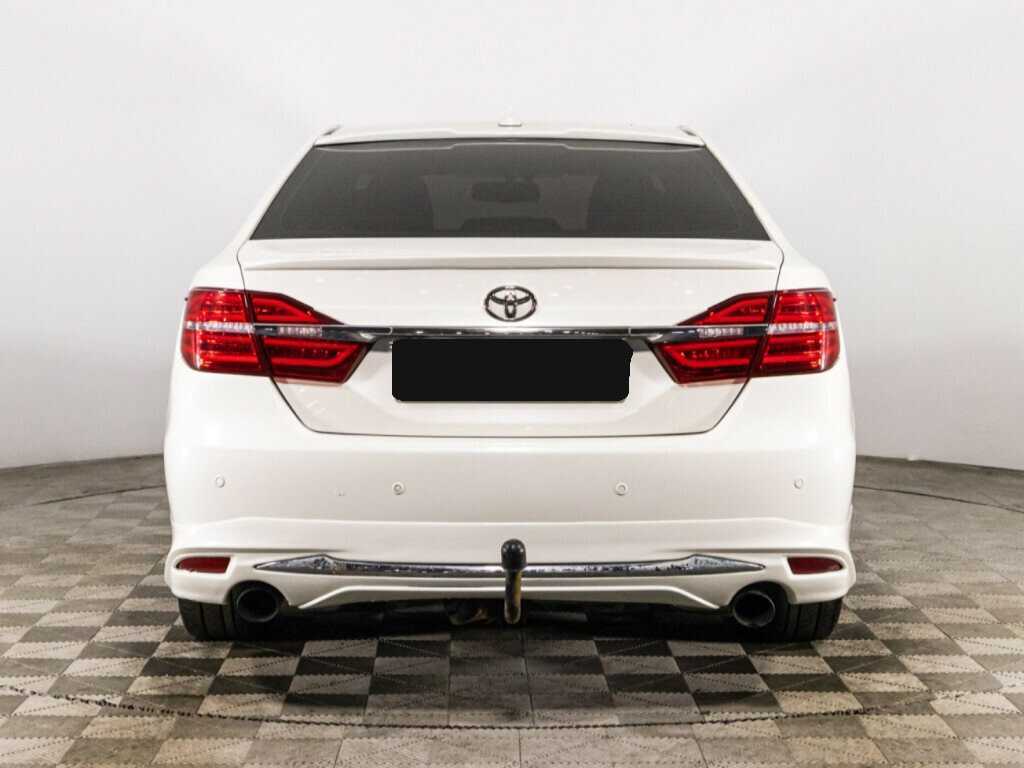 Toyota Camry 2018 года с пробегом. Фото: #5