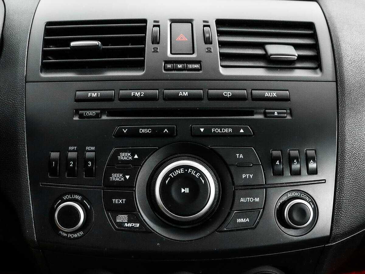 Б/У Мазда 3 2012 года. Фото: #12