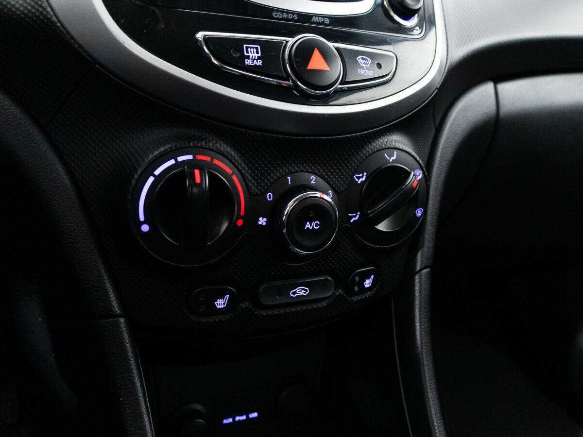 Б/У Хендай Солярис 2014 года. Фото: #15