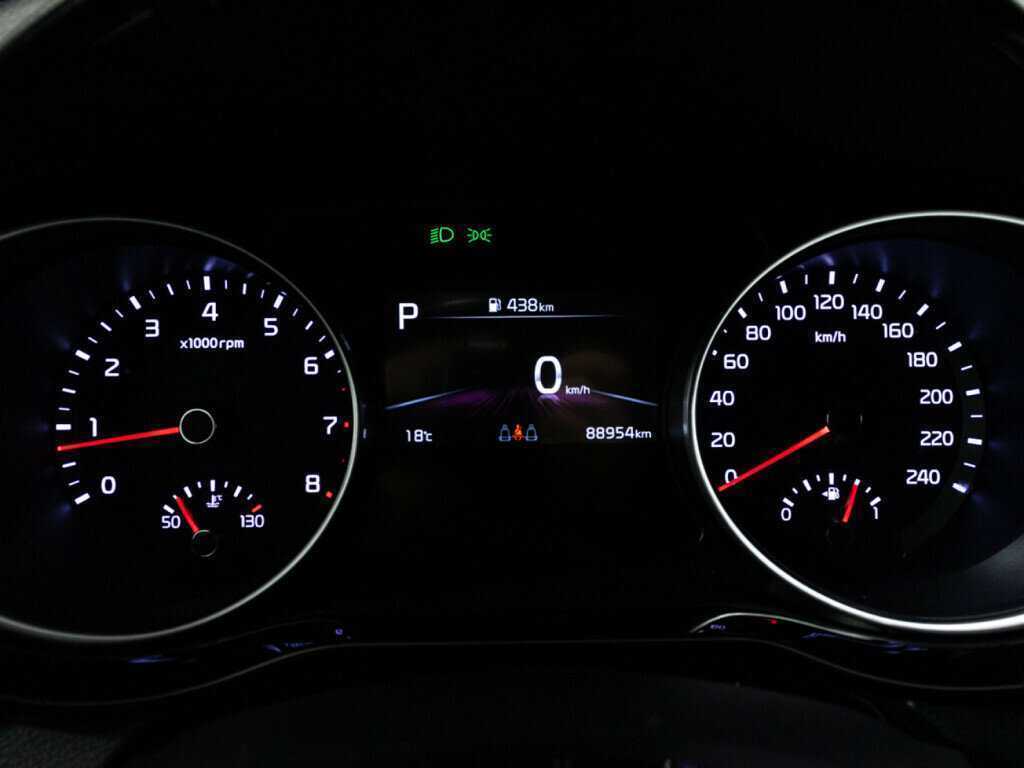 Kia Ceed 2021 года с пробегом. Фото: #9