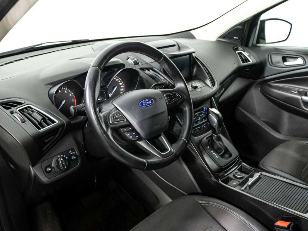 Ford Kuga 2017 года с пробегом. Фото: #10