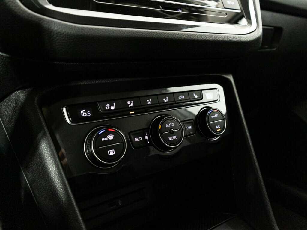 Volkswagen Tiguan 2018 года с пробегом. Фото: #14