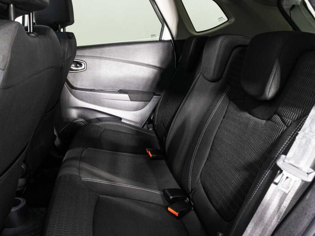 Б/У Рено Каптюр 2016 года. Фото: #9