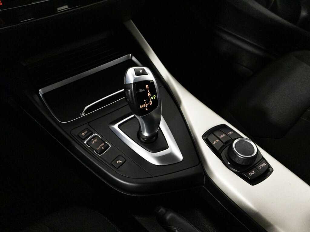 BMW 1 серии 2017 года с пробегом. Фото: #16