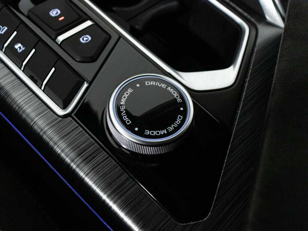 Geely Tugella 2022 года с пробегом. Фото: #21