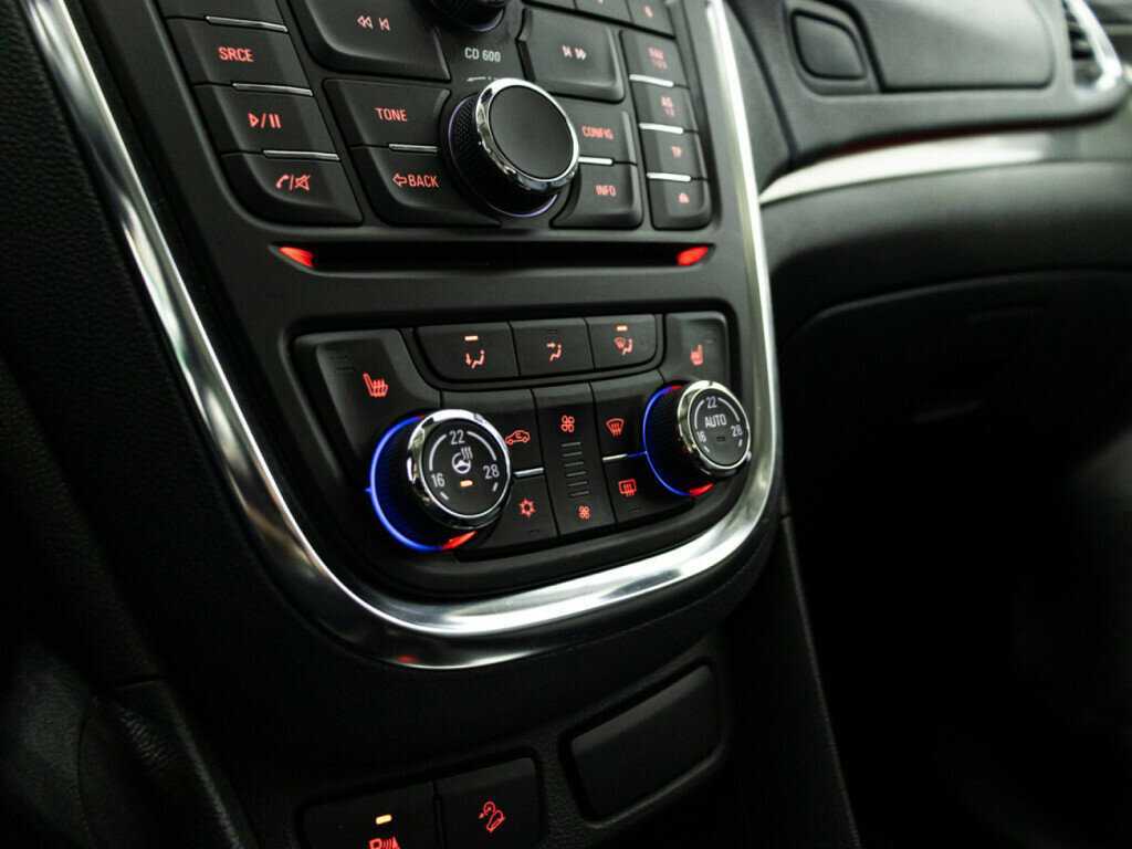 Б/У Опель Мокка 2015 года. Фото: #15