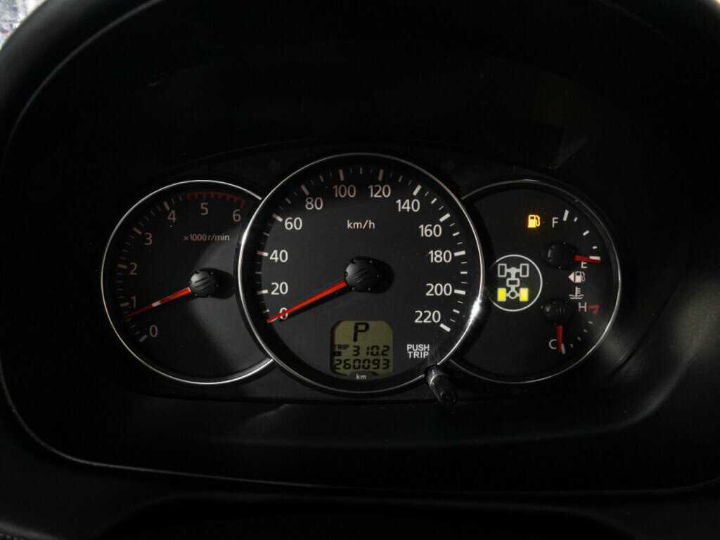 Б/У Митсубиши Паджеро Спорт 2014 года. Фото: #11