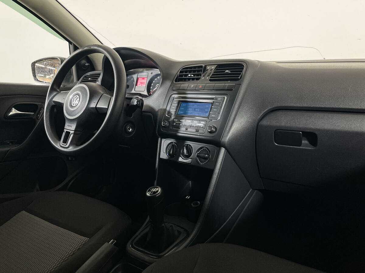 Б/У Фольксваген Поло 2012 года. Фото: #8