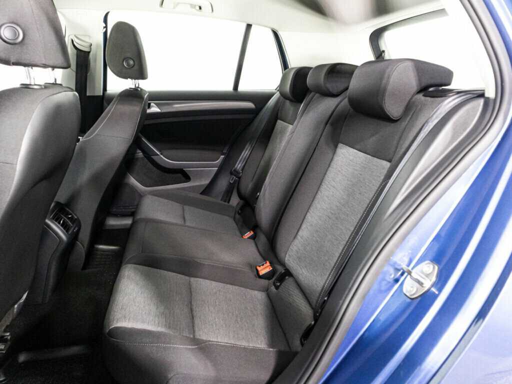 Б/У Фольксваген Гольф 2013 года. Фото: #9