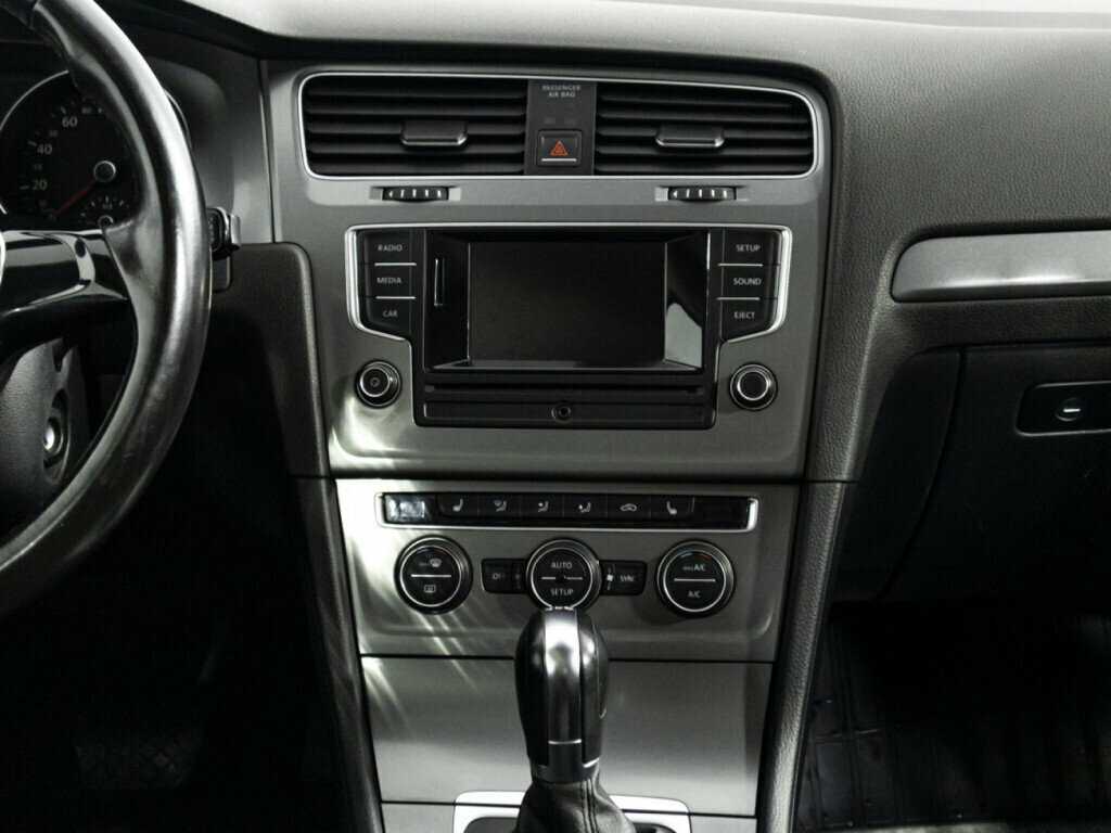 Б/У Фольксваген Гольф 2013 года. Фото: #13