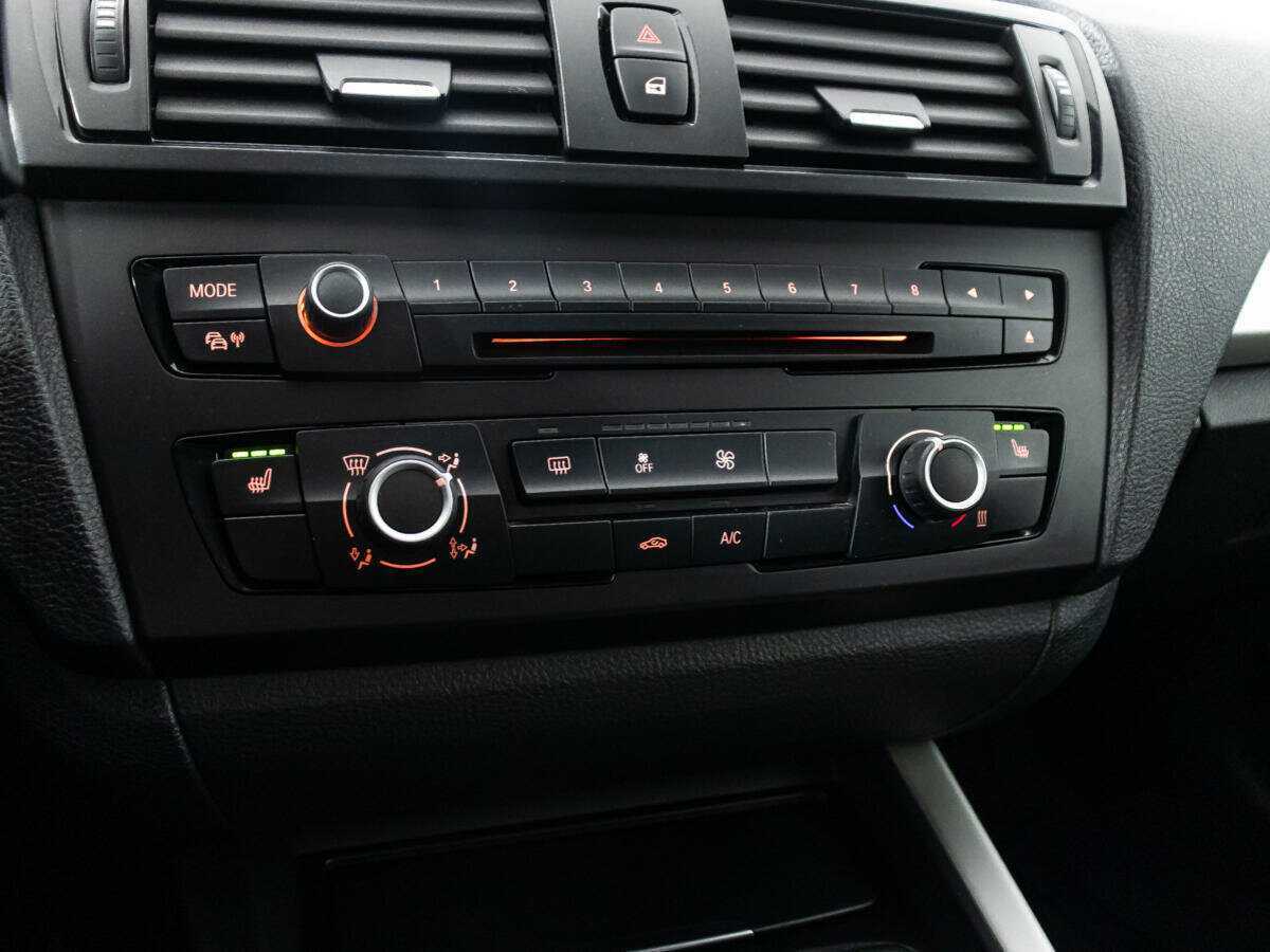 BMW 1 серии 2012 года с пробегом. Фото: #15