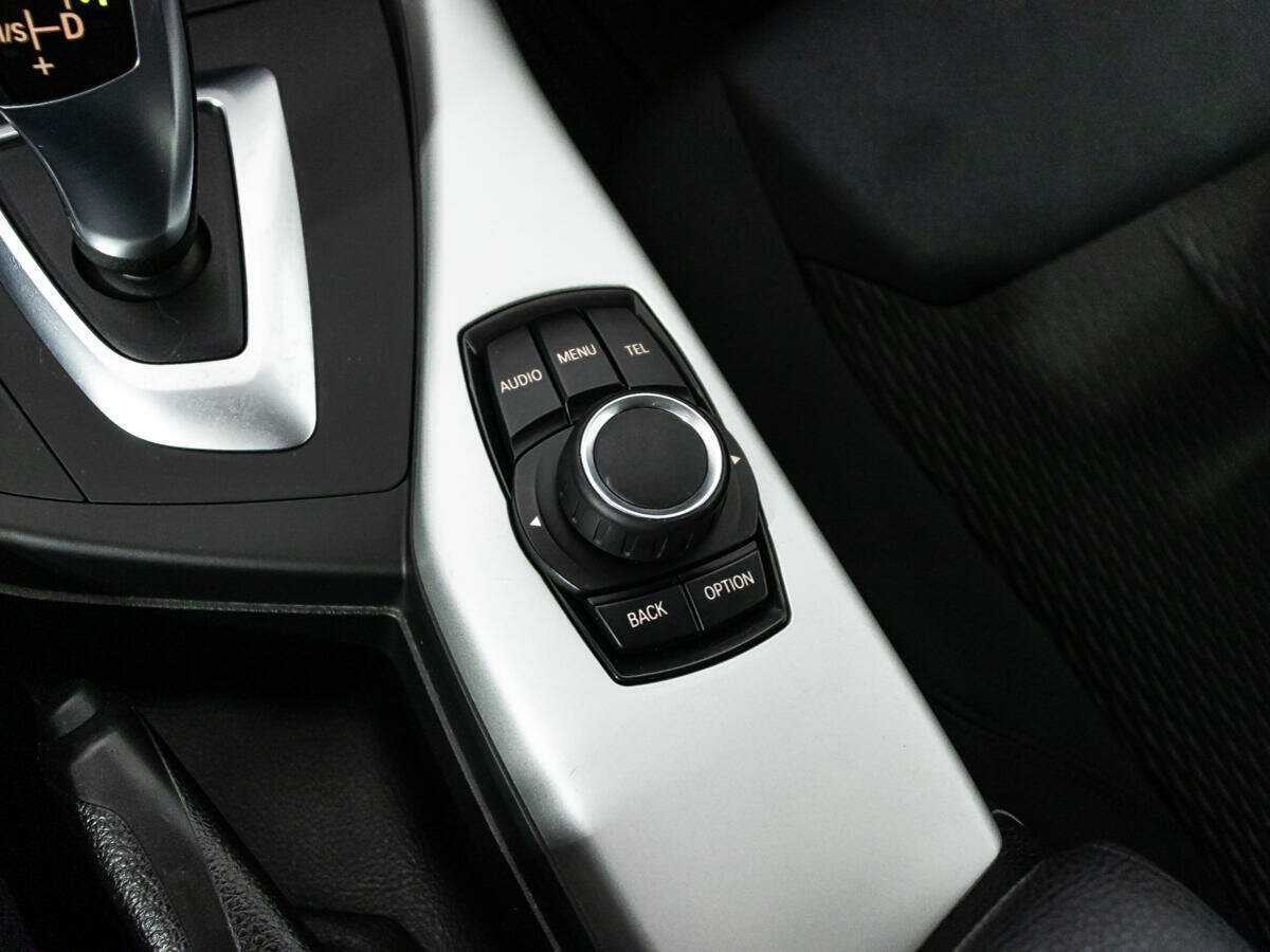 BMW 1 серии 2012 года с пробегом. Фото: #16