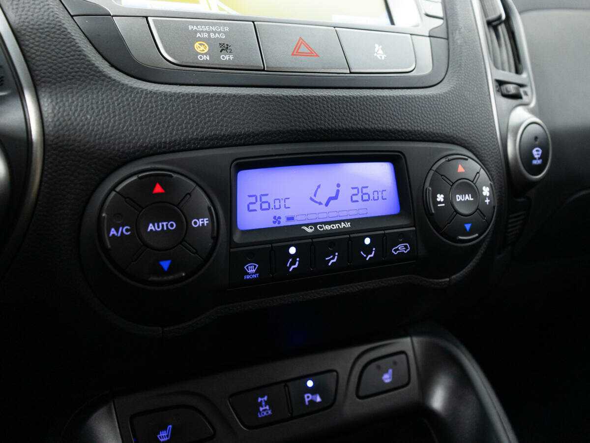 Б/У Хендай ай-икс35 2013 года. Фото: #17