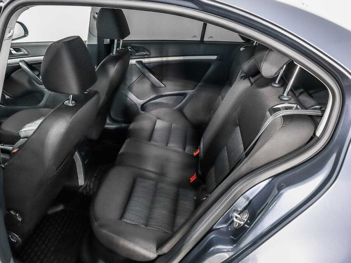 Б/У Шкода Октавия 2012 года. Фото: #9