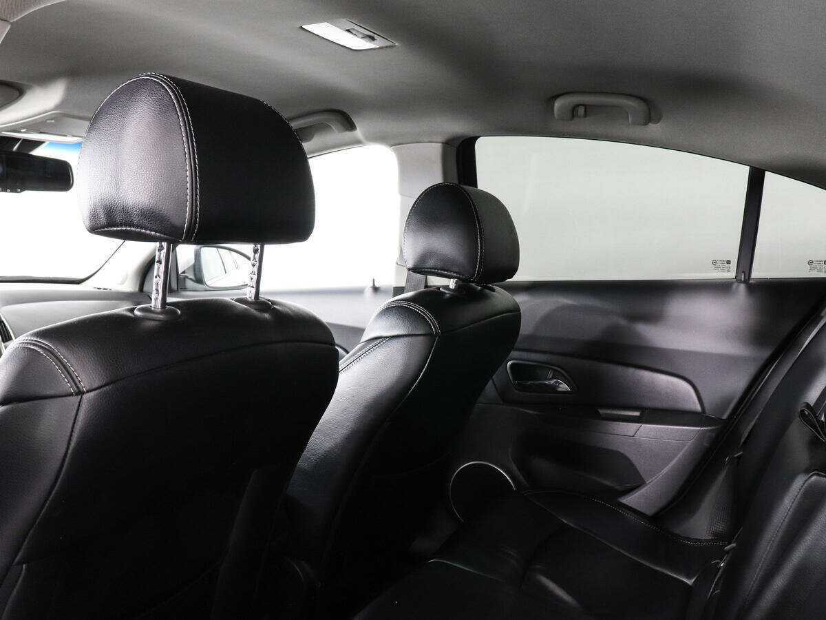 Б/У Шевроле Круз 2014 года. Фото: #11