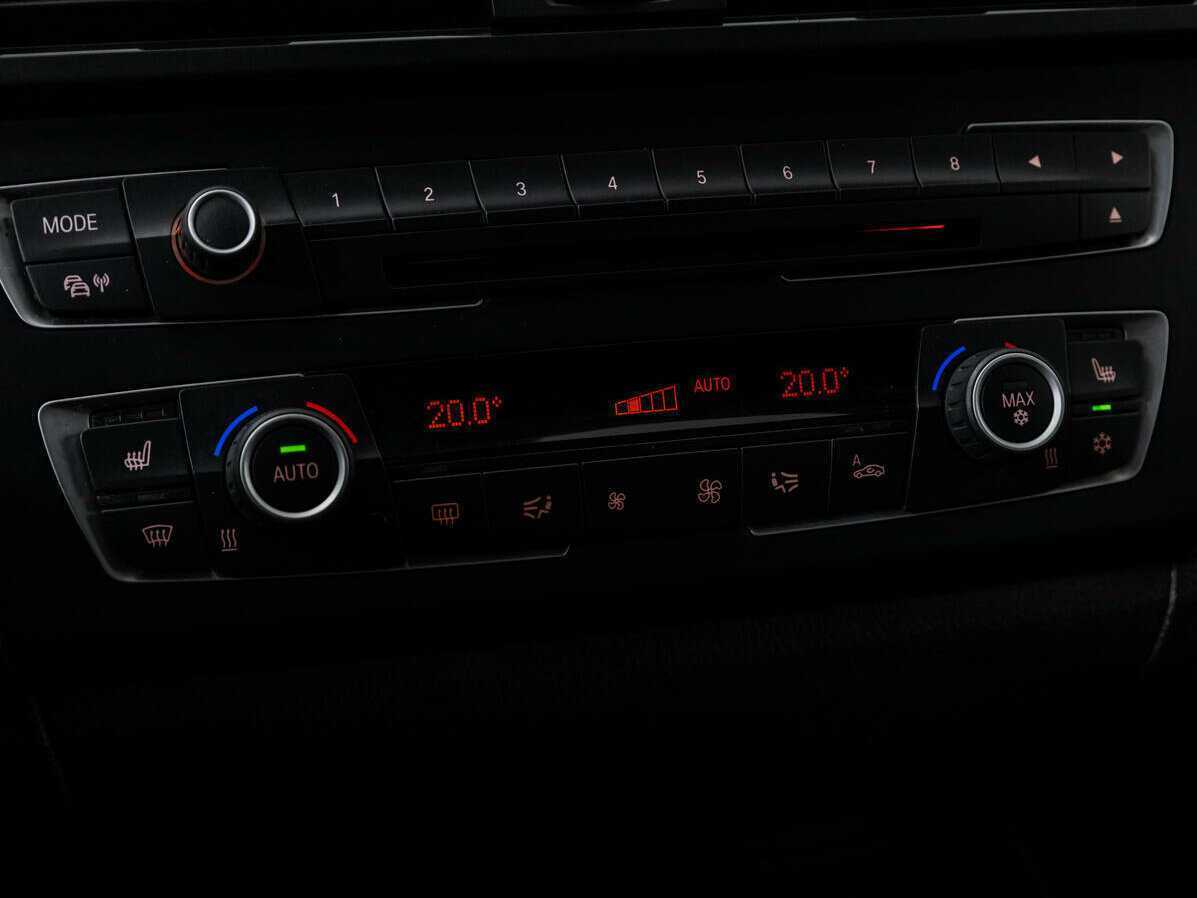 BMW 1 серии 2012 года с пробегом. Фото: #19