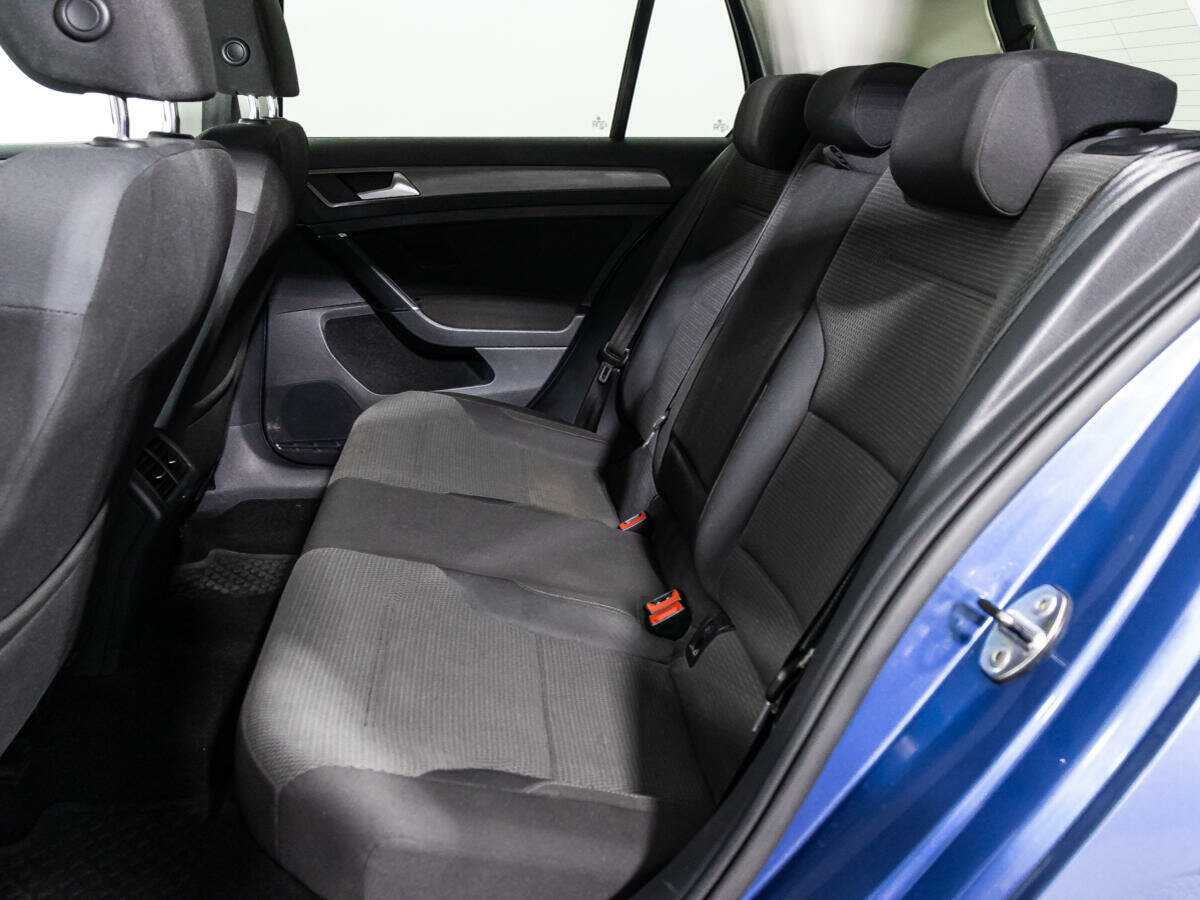 Б/У Фольксваген Гольф 2012 года. Фото: #9