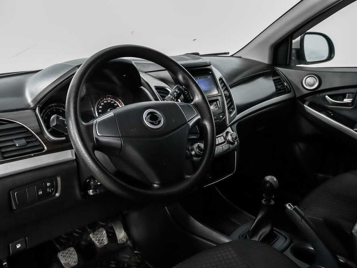 Б/У Сан-Ён Актион 2013 года. Фото: #8