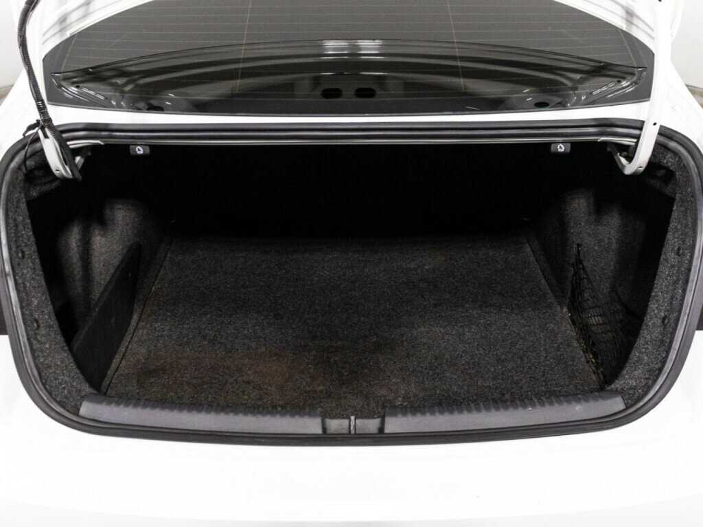 Б/У Фольксваген Джетта 2017 года. Фото: #14