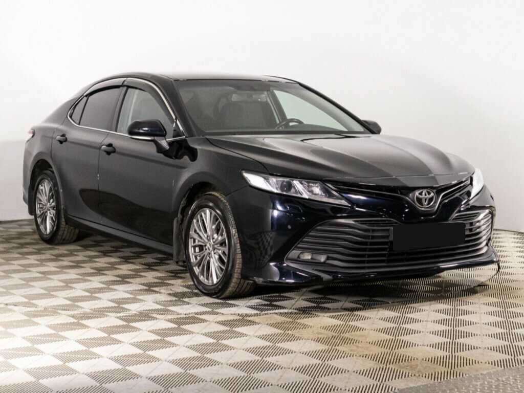 Toyota Camry 2021 года с пробегом. Фото: #2