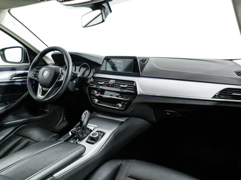 BMW 5 серии 2018 года с пробегом. Фото: #8