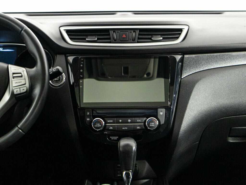 Б/У Ниссан Икс-Трейл 2015 года. Фото: #13