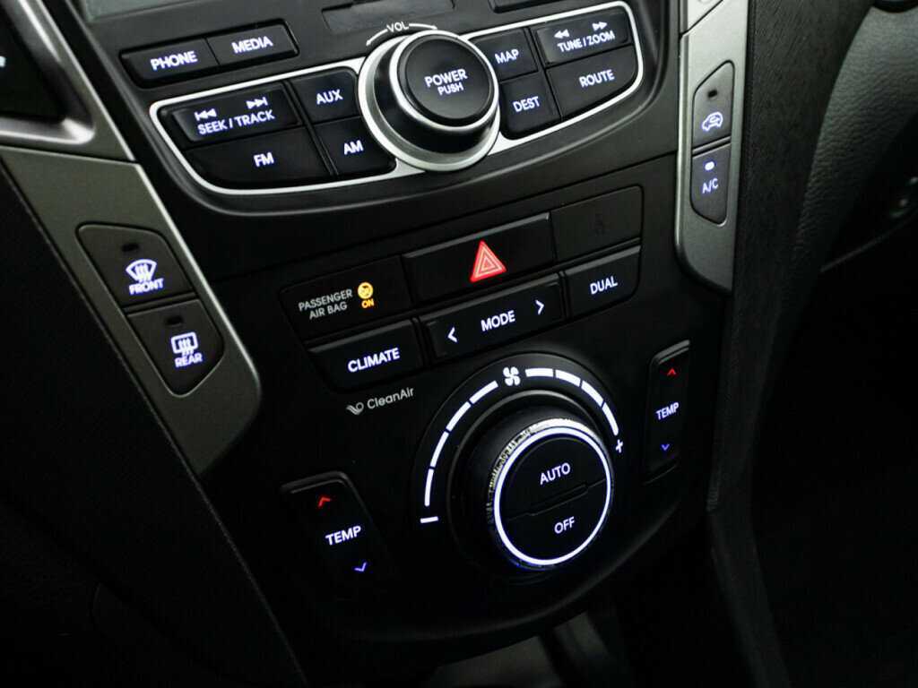 Б/У Хендай Санта Фе 2013 года. Фото: #15