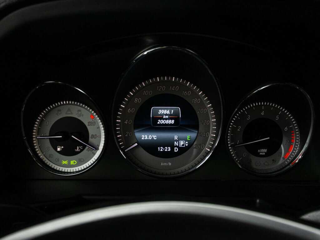 Mercedes-Benz GLK-Класс 2015 года с пробегом. Фото: #11