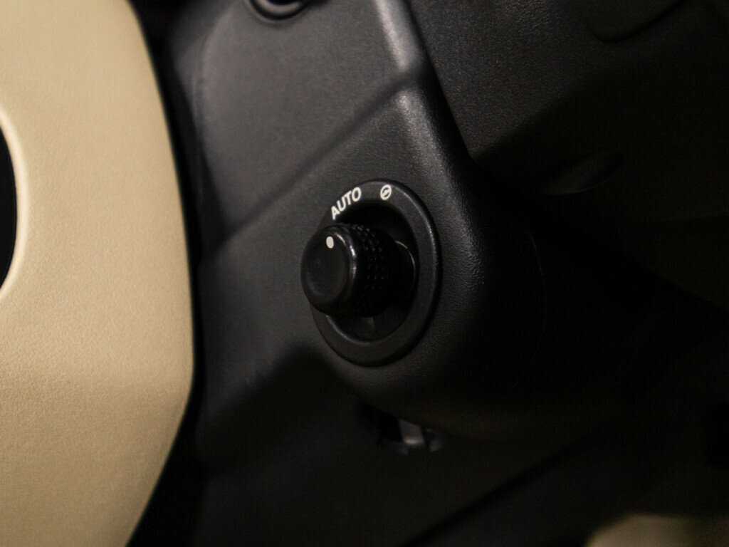 Land Rover Discovery 2013 года с пробегом. Фото: #20