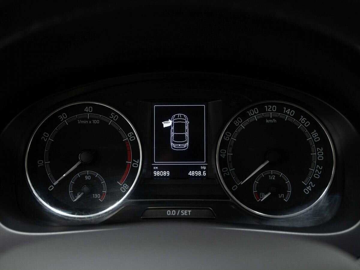 Б/У Шкода Рапид 2018 года. Фото: #17