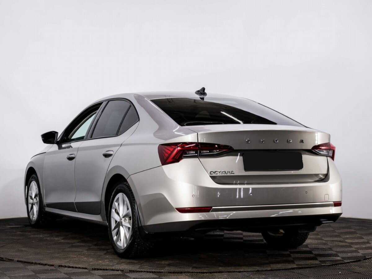 Skoda Octavia 2021 года с пробегом. Фото: #3