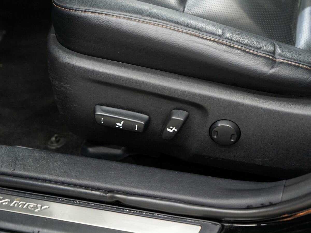 Toyota Camry 2017 года с пробегом. Фото: #14