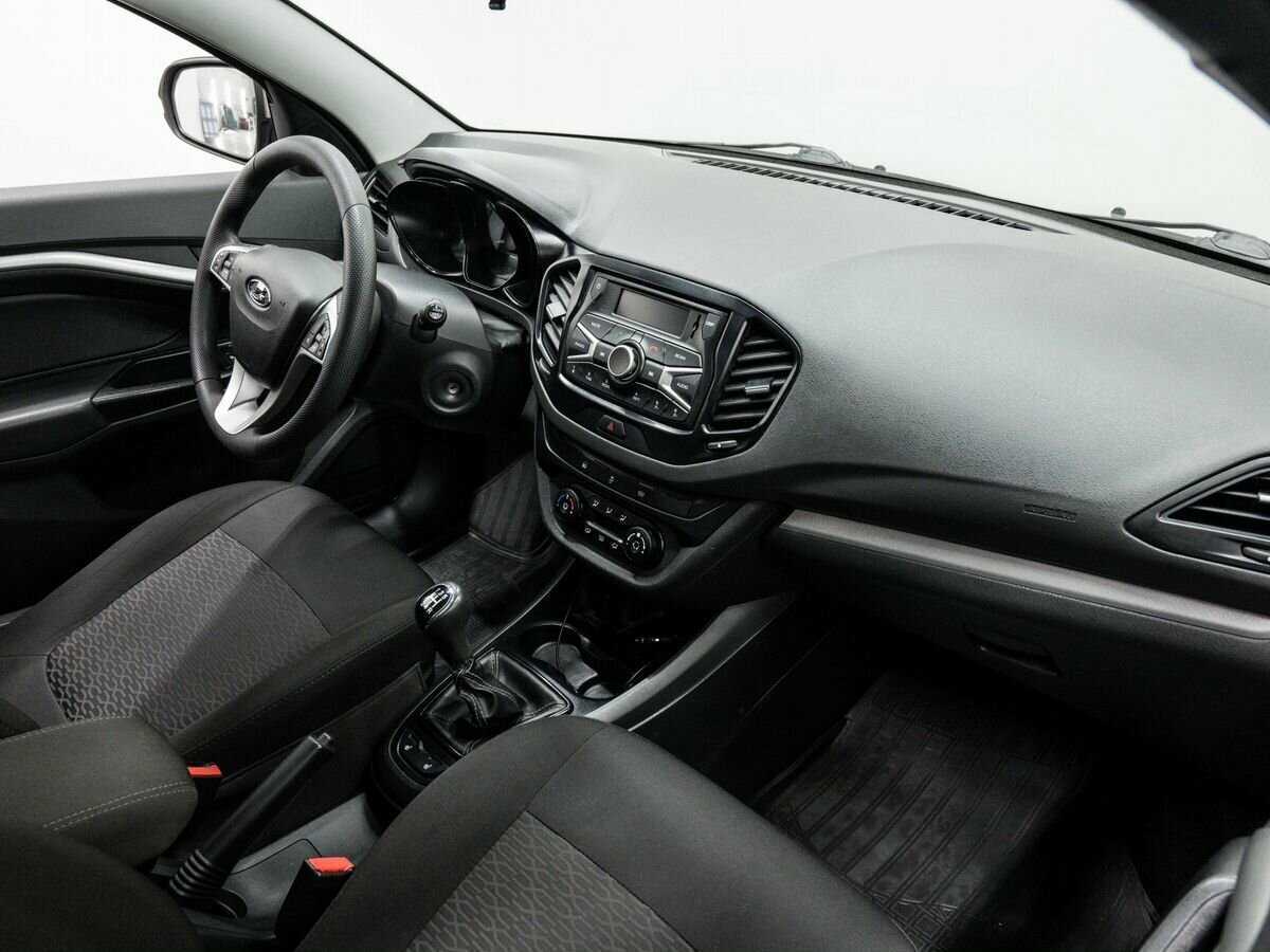 Б/У Лада (ВАЗ) Веста 2019 года. Фото: #7